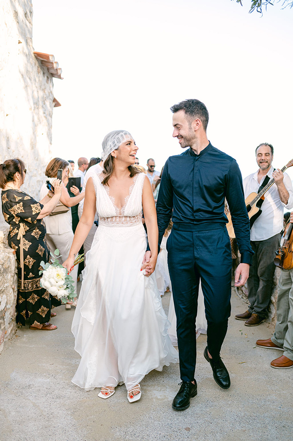 rustic-wedding-mani-lovely-details_24