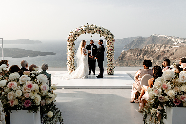timeless-wedding-santorini-with-lush-flowers_21