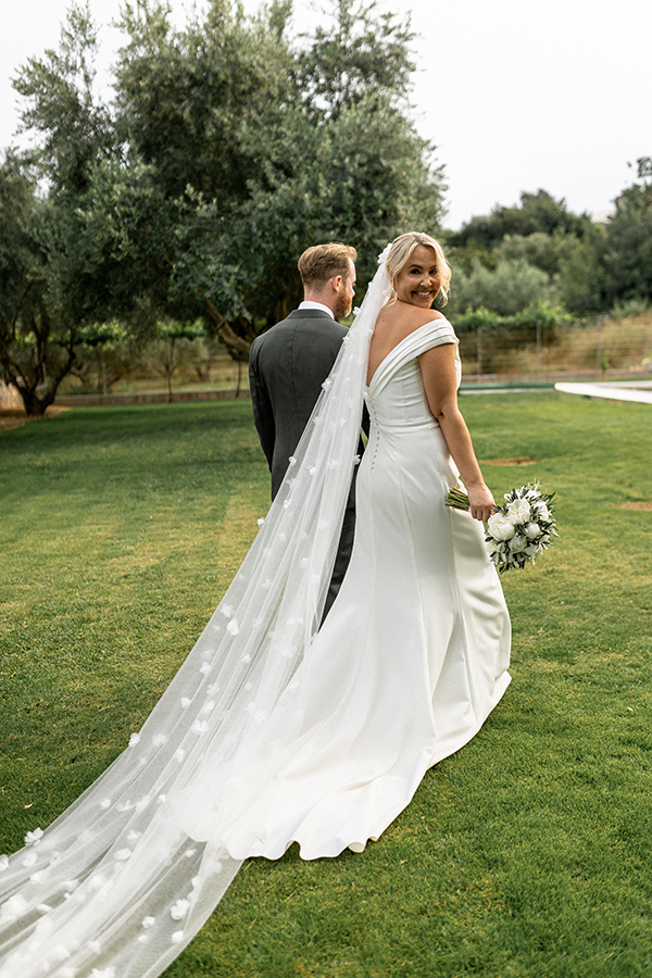 beautiful-olive-grove-wedding-crete_01