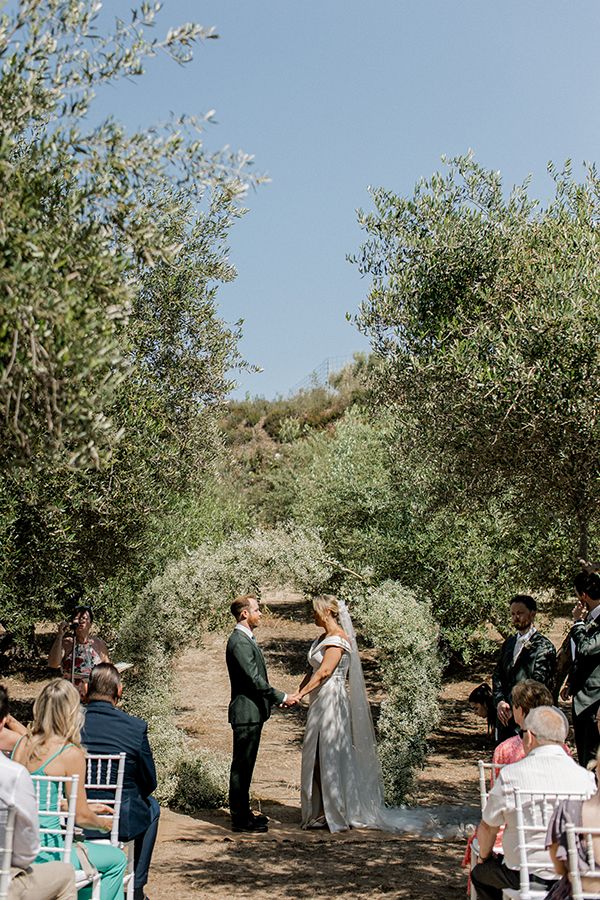 beautiful-olive-grove-wedding-crete_16