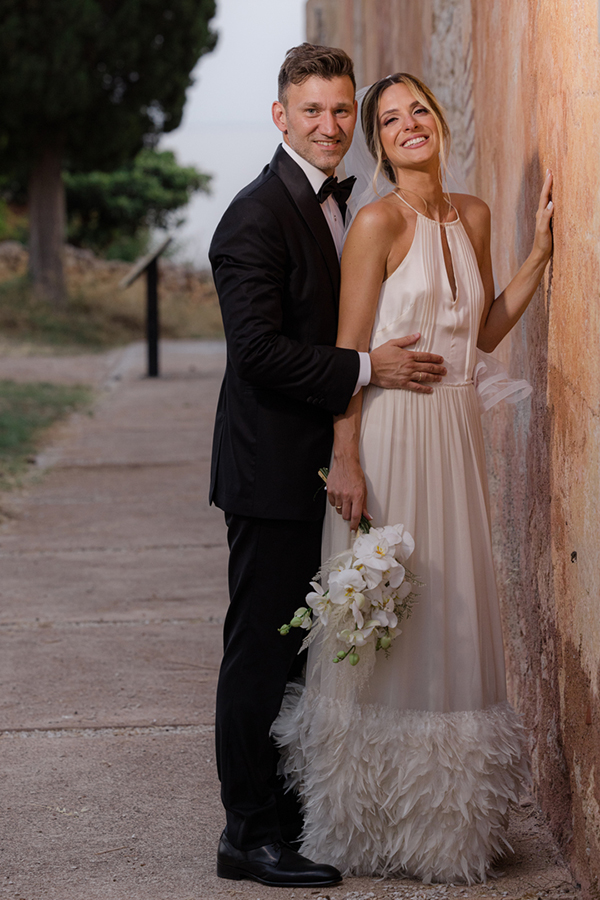 gorgeous-summer-wedding-beautiful-town-pylos_01