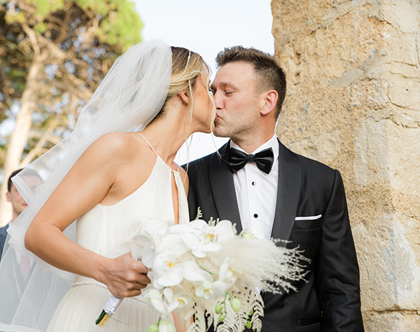 gorgeous-summer-wedding-beautiful-town-pylos_15