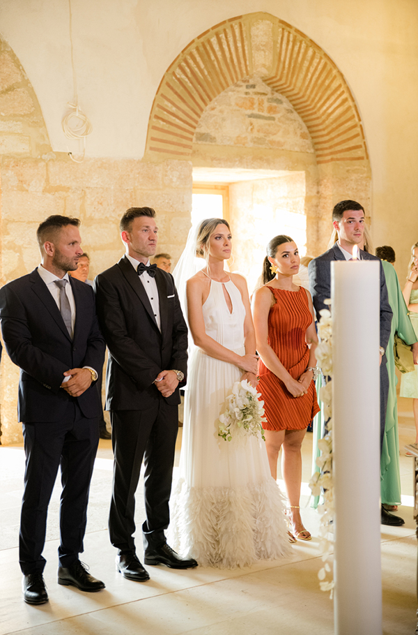 gorgeous-summer-wedding-beautiful-town-pylos_19