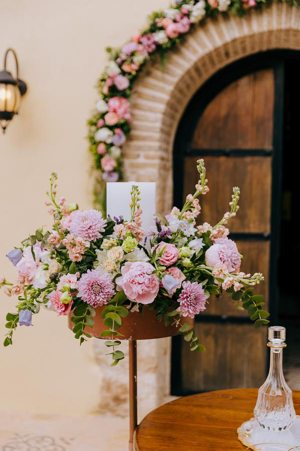 romantic-meets-classic-elegance-spring-wedding-athens_18