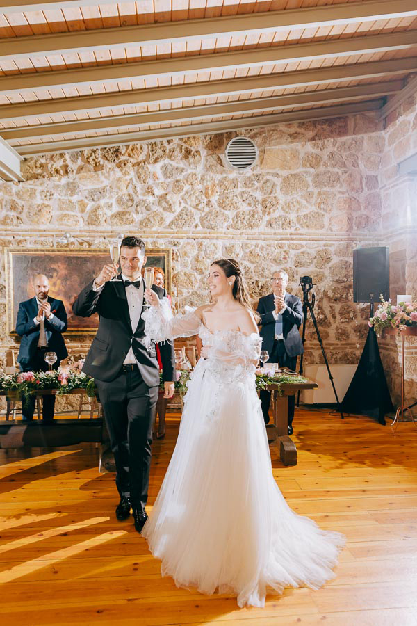 romantic-meets-classic-elegance-spring-wedding-athens_39