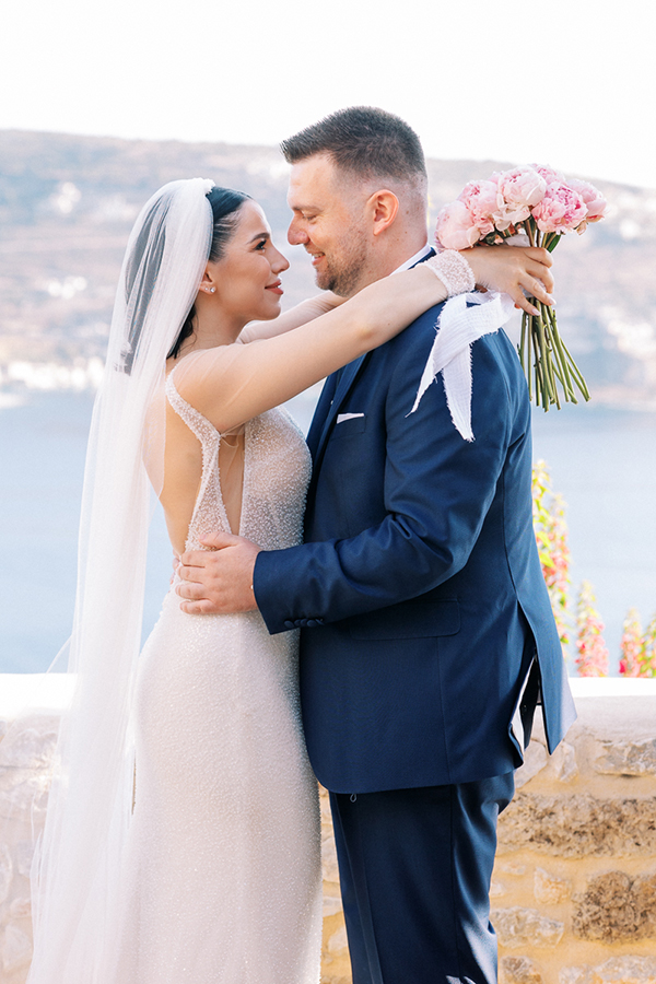 romantic-wedding-in-mani-peonies_02