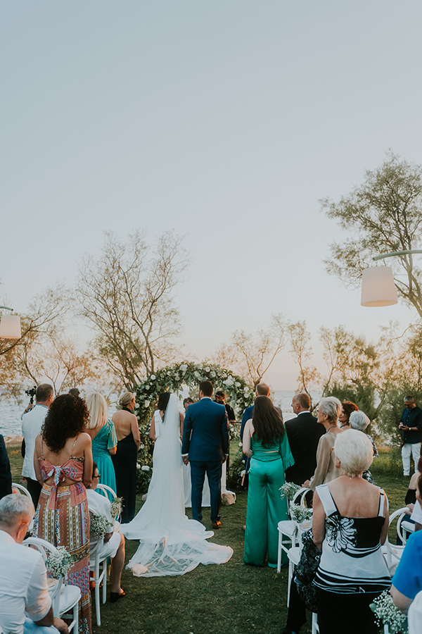 dreamy-wedding-ble-azure-touch-romantic-elegance_13