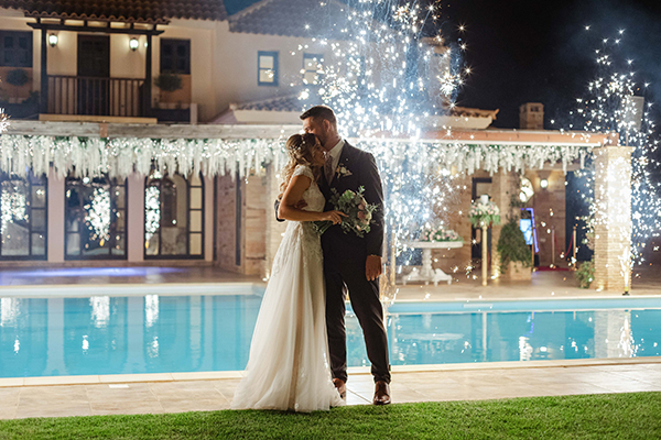 gorgeous-wedding-with-romantic-atmosphere_17x