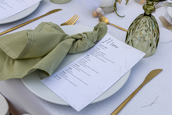 modern-wedding-wonderful-variety-blooms_07