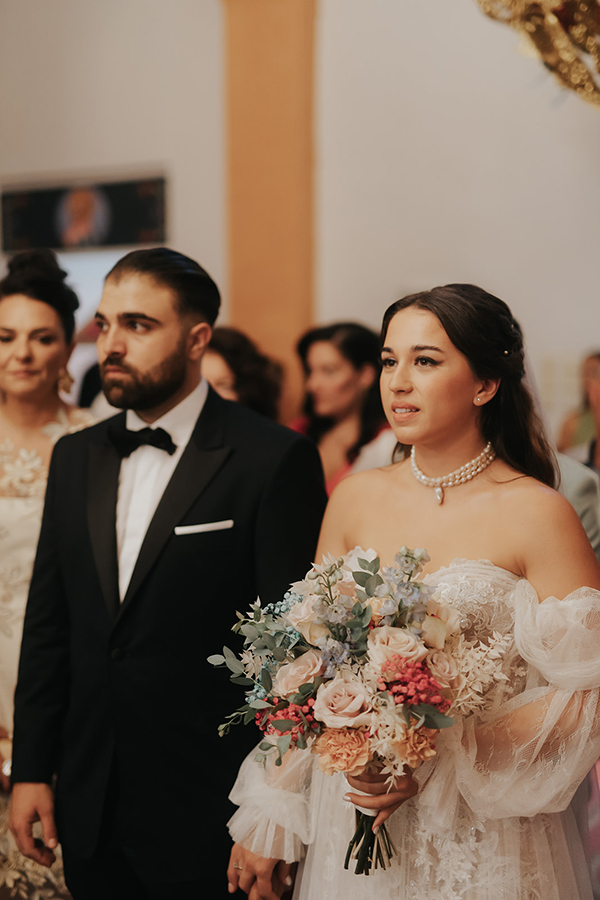 vintage-wedding-soft-pastel-blooms_19