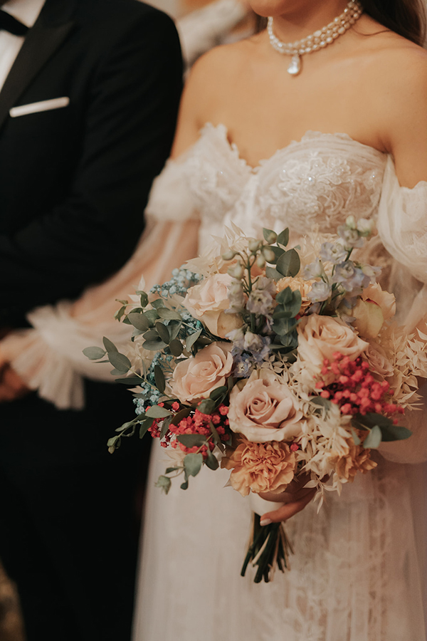 vintage-wedding-soft-pastel-blooms_21