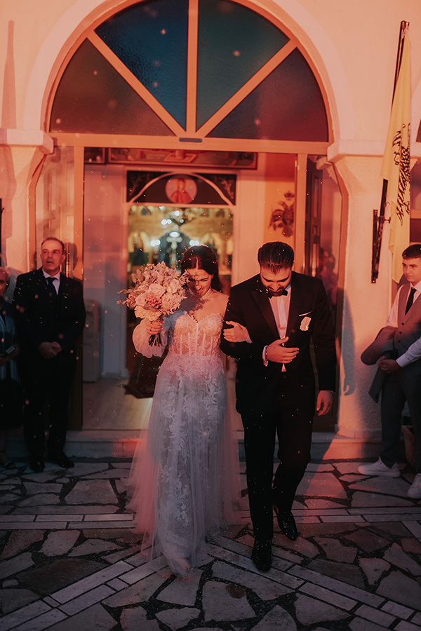 vintage-wedding-soft-pastel-blooms_27