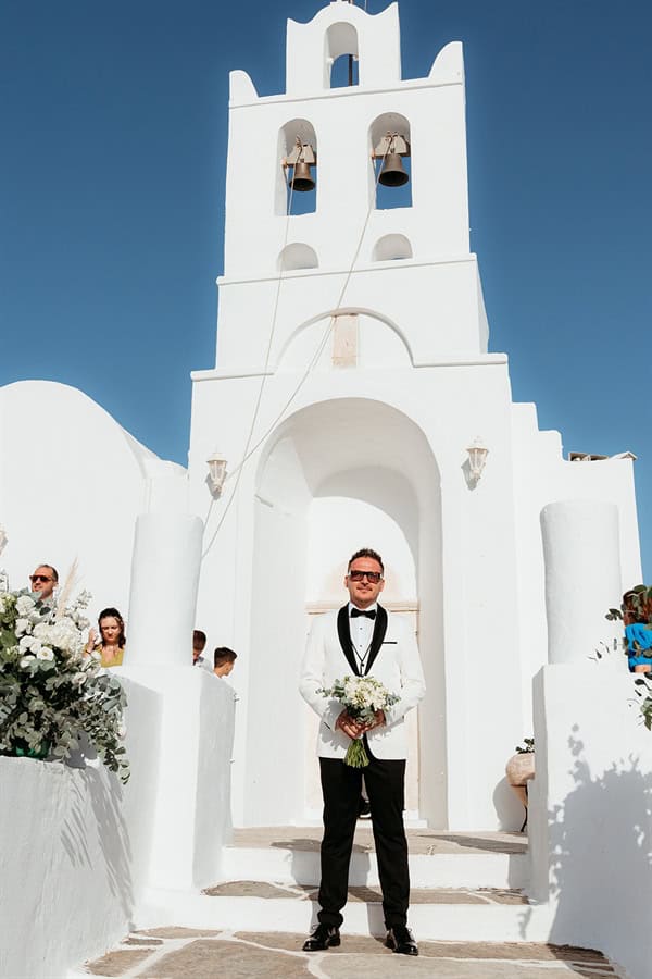chic summer wedding breathtaking lazarou beach sifnos_18