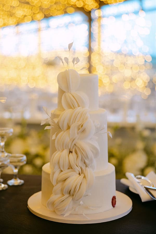 modern-elegance-bold-black-details-chic-nicosia-wedding_27