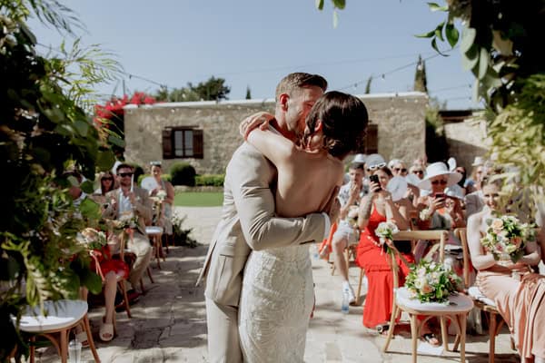 Chic Summer Wedding Liopetro Wedding Venue