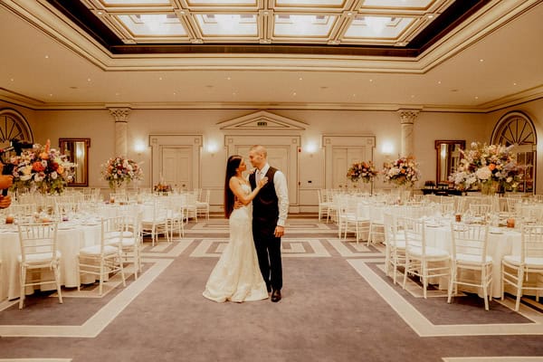 Romantic Summer Wedding Vibrant Blooms Annabelle Hotel