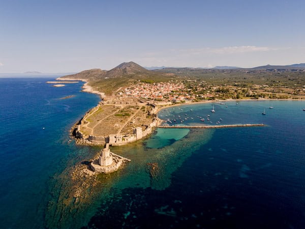 Autumn Wedding Methoni Castle Ivory Roses