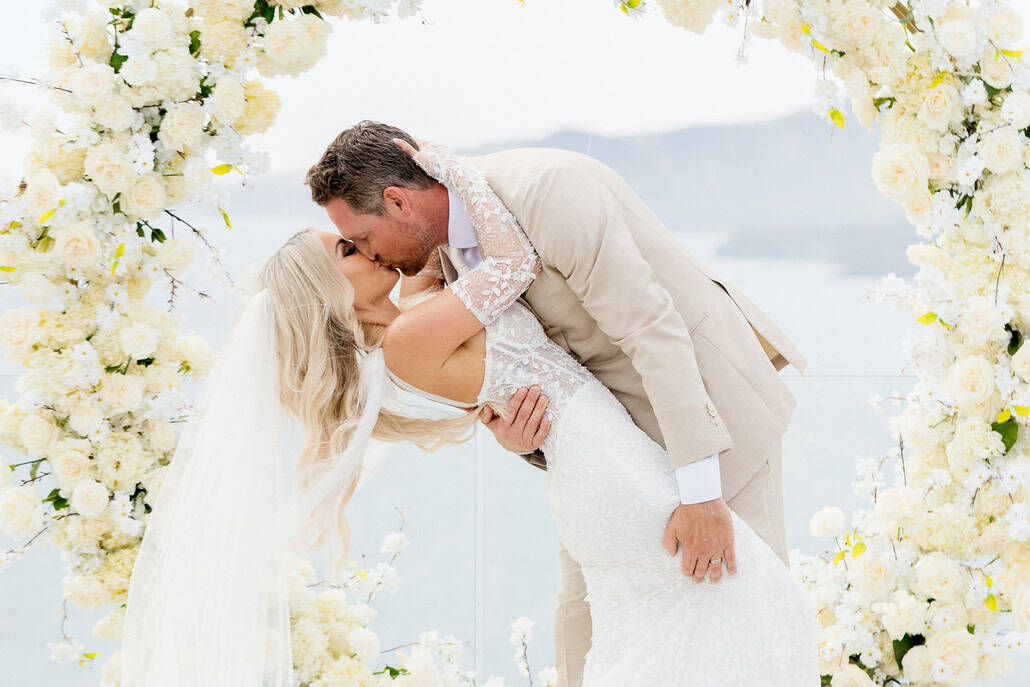 Modern neutral-toned wedding with elegant details and breathtaking views | Liz & Chris