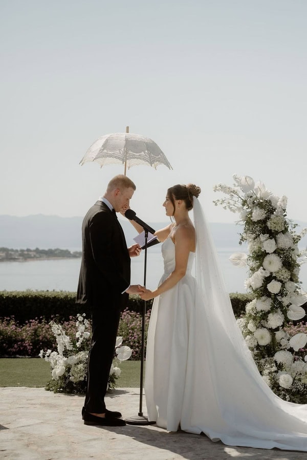 Refined Summer Celebration At Sea View By En Kipo