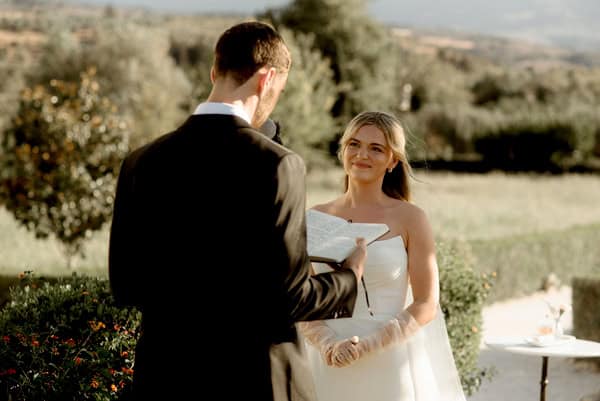Refined Weddingwith Neutral Florals And Mountain Views