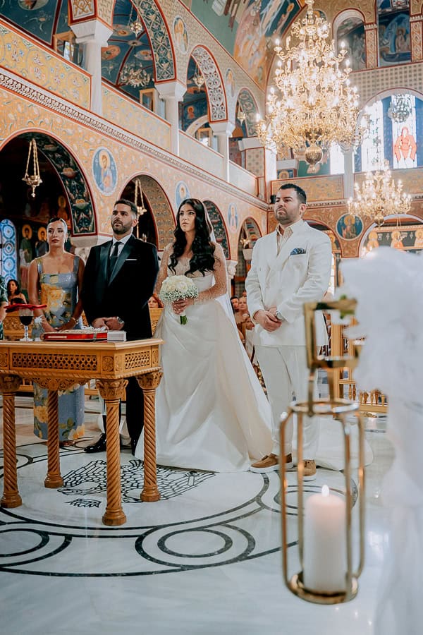 Romantic Wedding In Volos With White Blooms