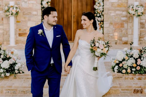 Romantic spring wedding in Athens filled with soft pastel hues | Chara & Nikos