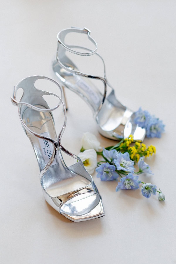 Vibrant Shades Floral Details Romantic Fall Wedding