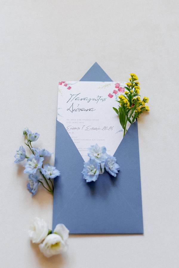 Vibrant Shades Floral Details Romantic Fall Wedding