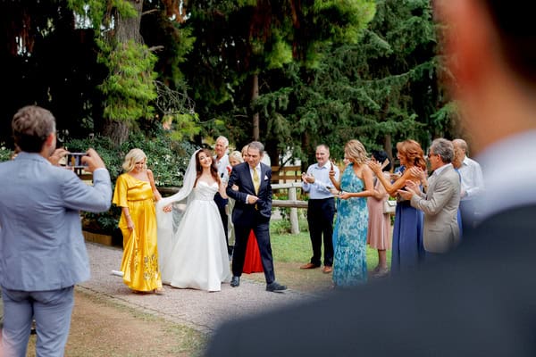 Vibrant Shades Floral Details Romantic Fall Wedding