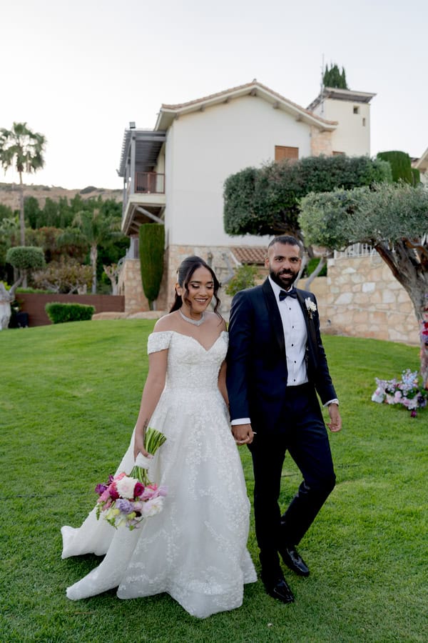 Colorful Vibrant  Destination Wedding Columbia Beach Resort