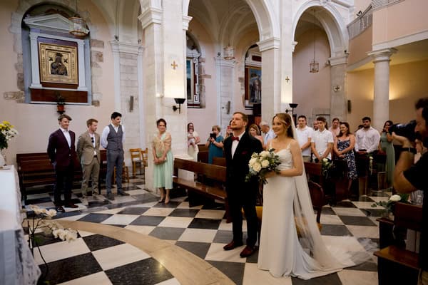 Heartfelt Summer Wedding Crete Surrounded Blue Florals