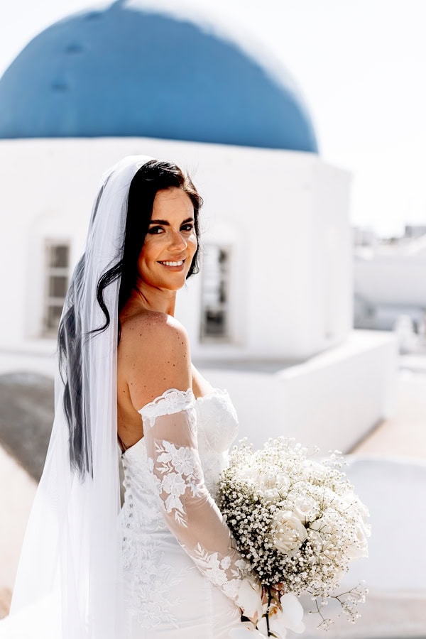 Modern Santorini Ceremony On The Cliffs