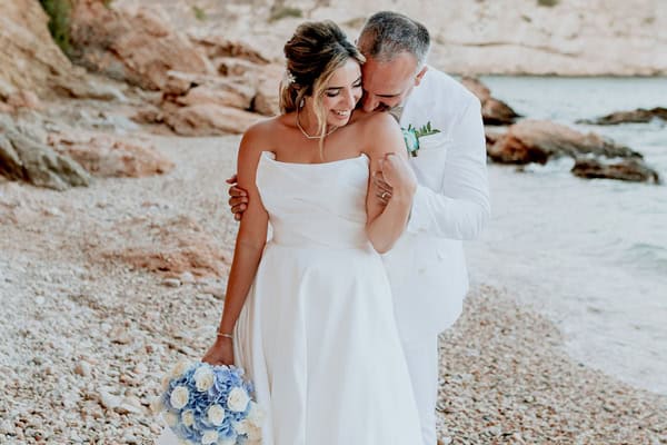 Serene coastal wedding in Greece with soft romantic details | Shiva & Sacha