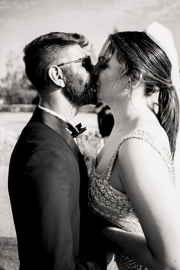 Summer Wedding Nicosia White Blooms