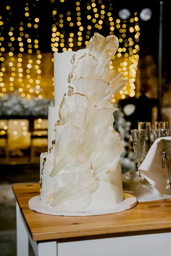 Summer Wedding Nicosia White Blooms