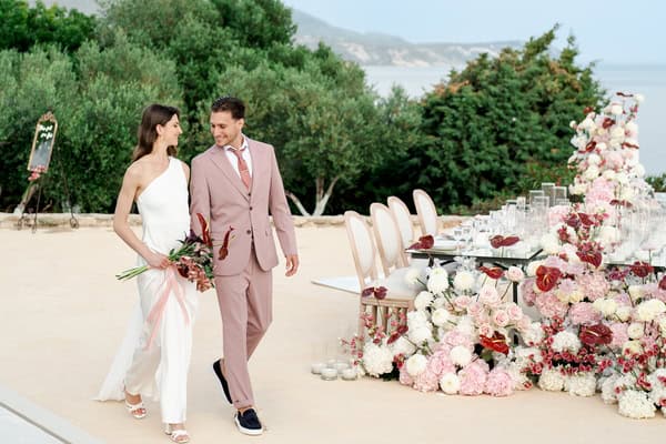 An ultra chic styled shoot in Kefalonia