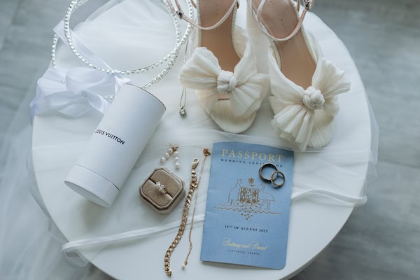 Chic Wedding Santorini Caldera