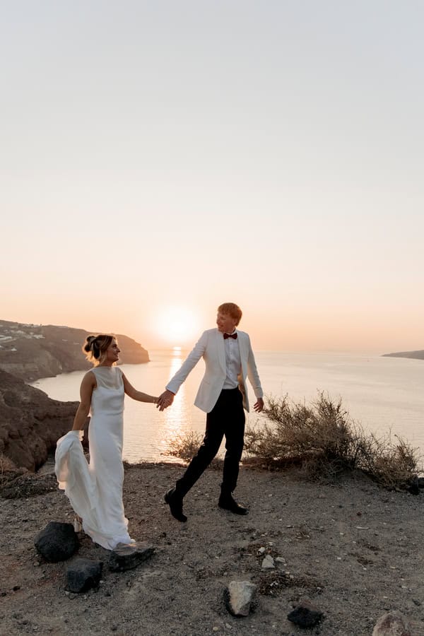 Chic Wedding Santorini Caldera