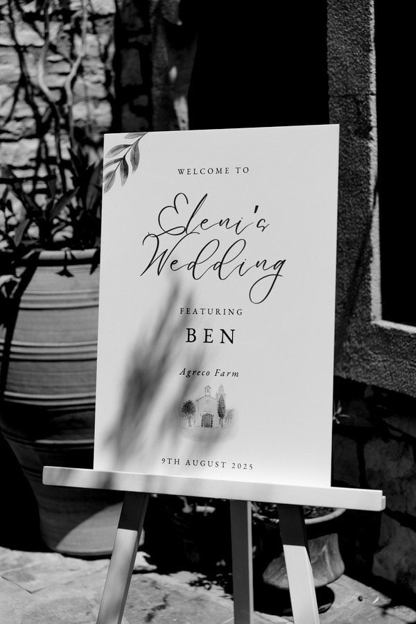 Crete Wedding White Blooms Heartwarming Ambience