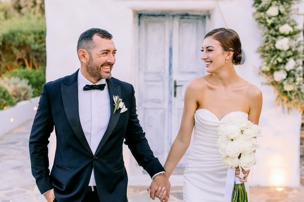 Dreamy summer botanical wedding in Greece with luxurious details | Electra & Aaron