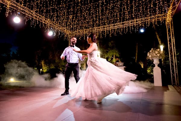 Elegant Wedding Deda Estate White Roses Chic Details