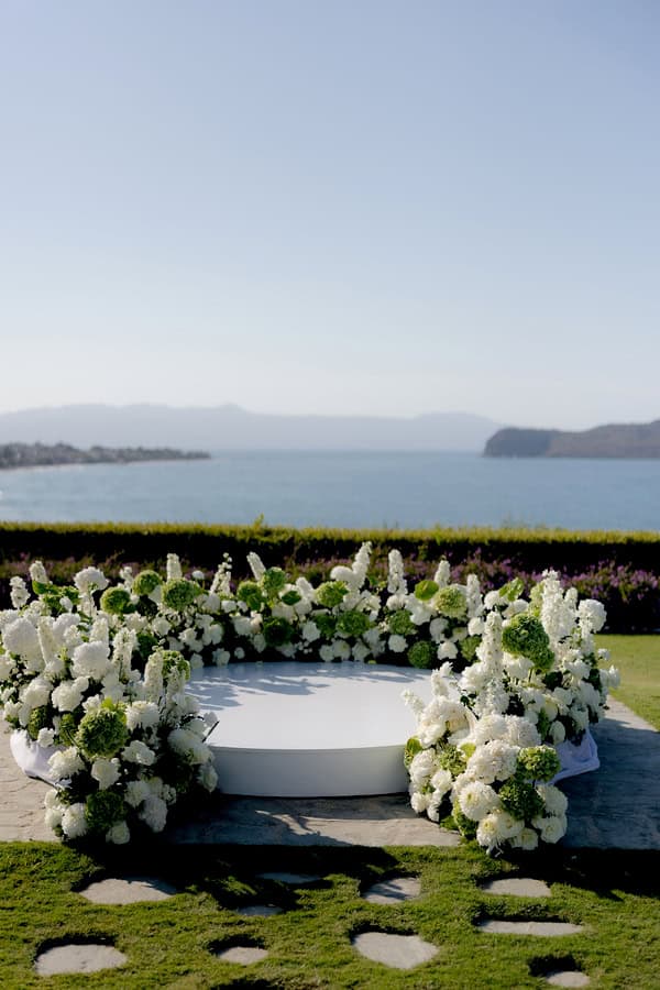 Fairytale Wedding Overlooking The Sea In Crete