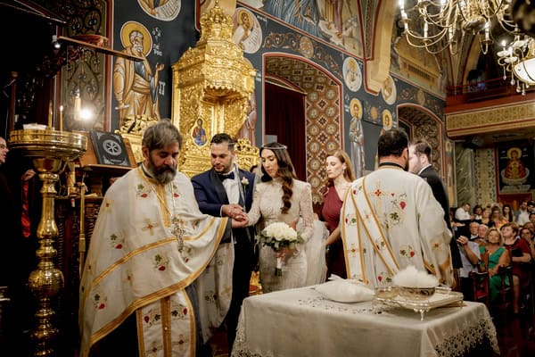 Fall Wedding Romantic Flowers