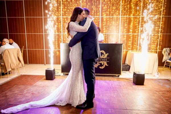 Fall Wedding Romantic Flowers