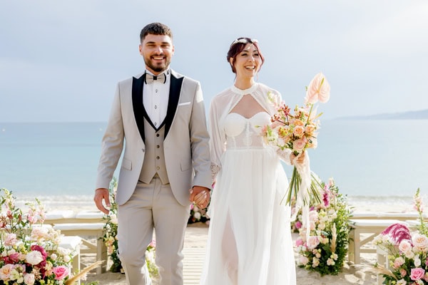 Romantic Beachside Styled Shoot Naxos Pastel Flowers