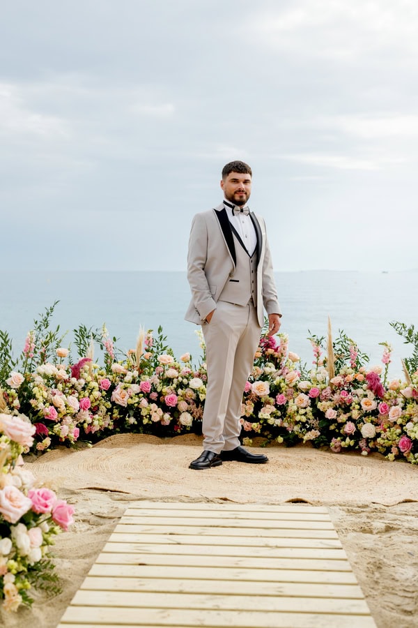 Romantic Beachside Styled Shoot Naxos Pastel Flowers
