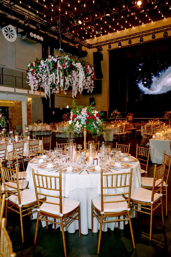 Romantic Spring Wedding Nicosia Red Tones Gorgeous Florals