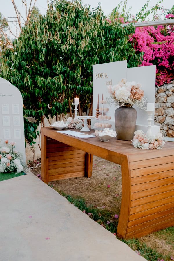 Romantic Summer Wedding White Dusty Pink Details