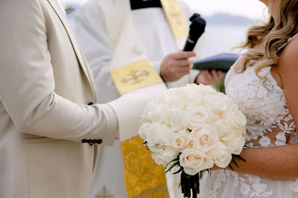 Rustic Wedding Kefalonia White Green Details