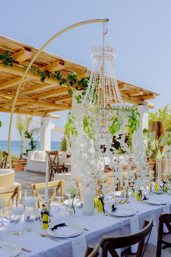 Summer Wedding Lythos White Blooms